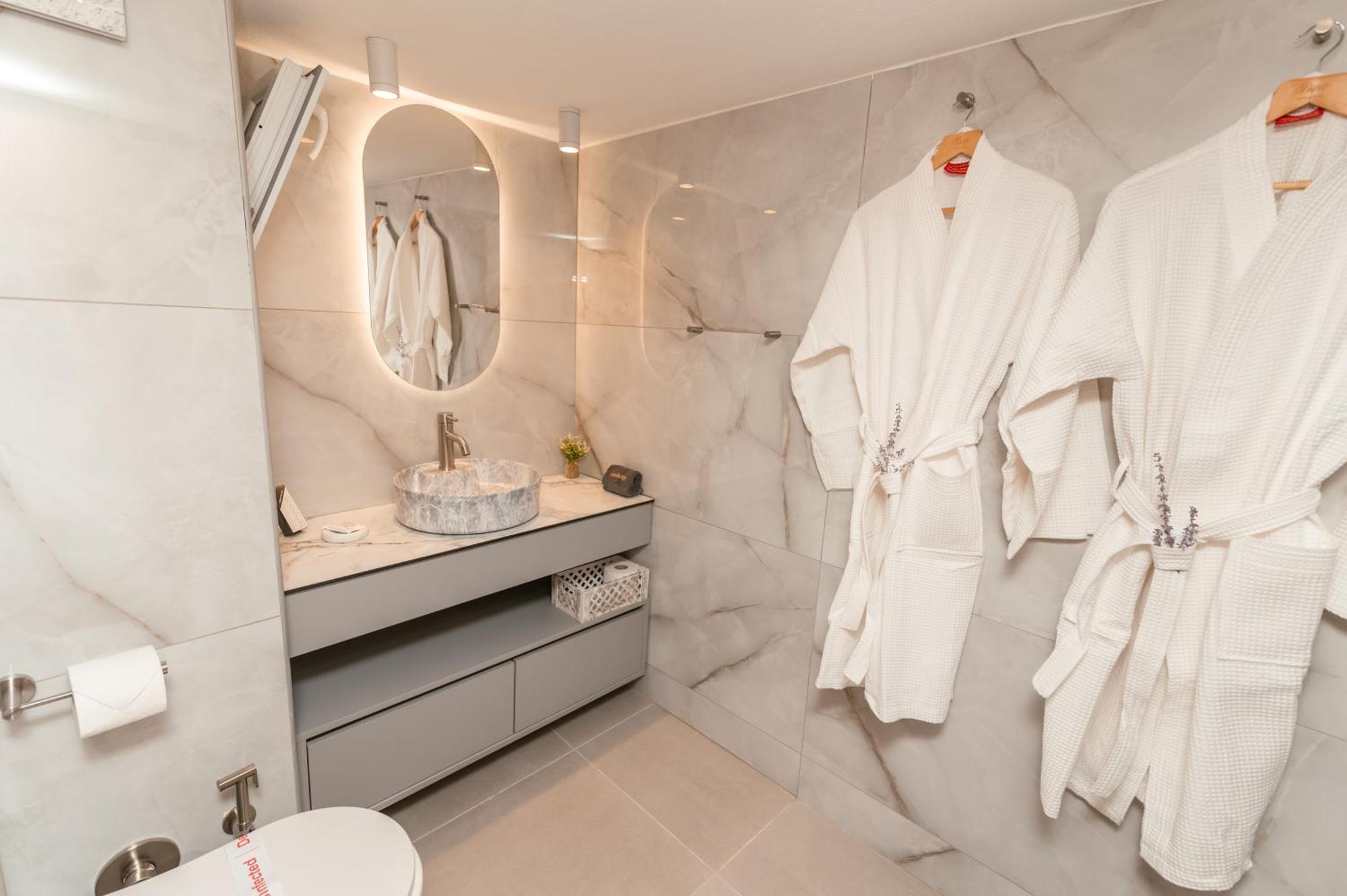 Apartment Suite Byron 科斯镇 外观 照片